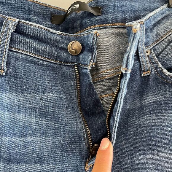 Joe's Jeans Slim Crop Distressed Raw Hem Mid-Rise | SZ 27 - Picture 11 of 16